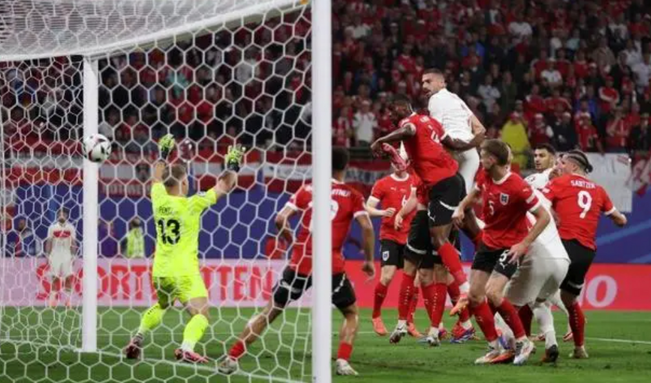 丹麦队在欧洲比赛中展现出色战绩